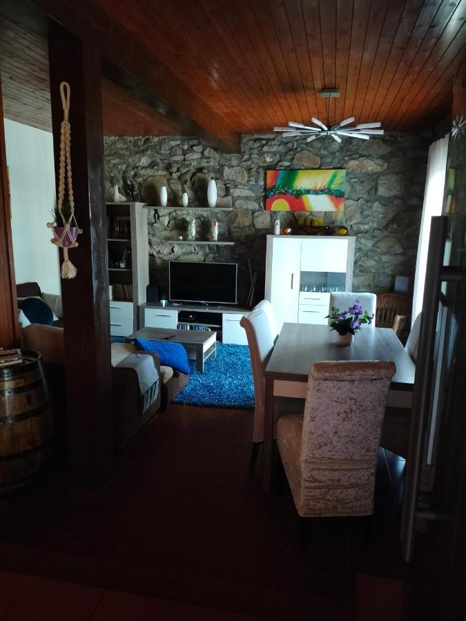 Casa De Madeira E Pedra Villa Afife Luaran gambar